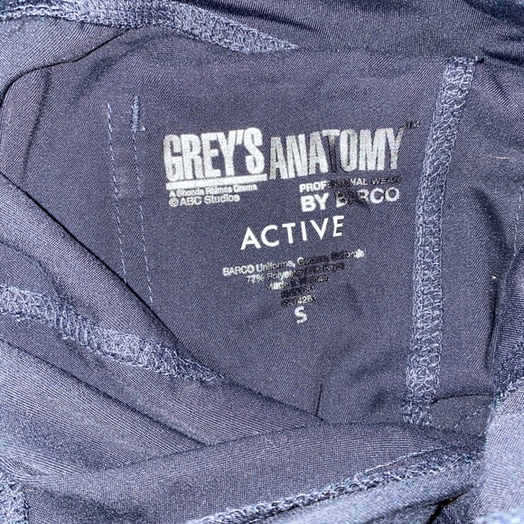 Greys Anatomy Scrubs - Picture 6 of 6